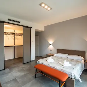 https://grooms12-l-zona-ospedale-centro-privato-parking-self-check-in-l.emilia-romagnahotels.net