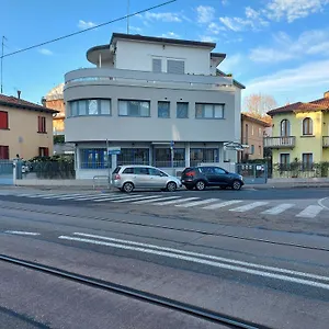 Konukevi Marconi House