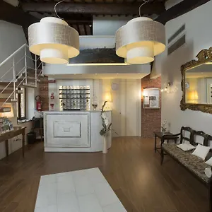 hotel-alma-domus.it-tuscanyhotel.com/
