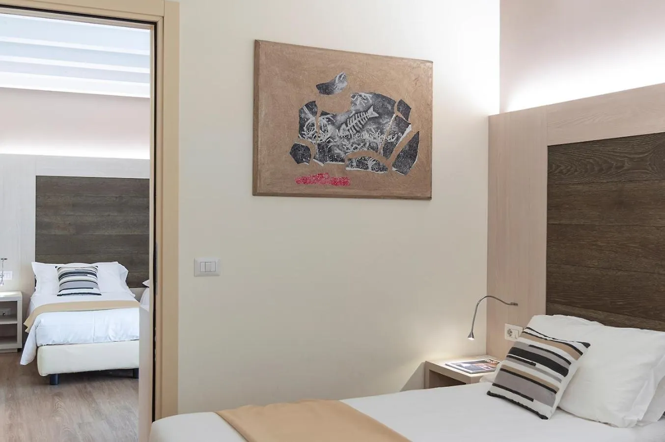 מסטרה Hotel Alexander
